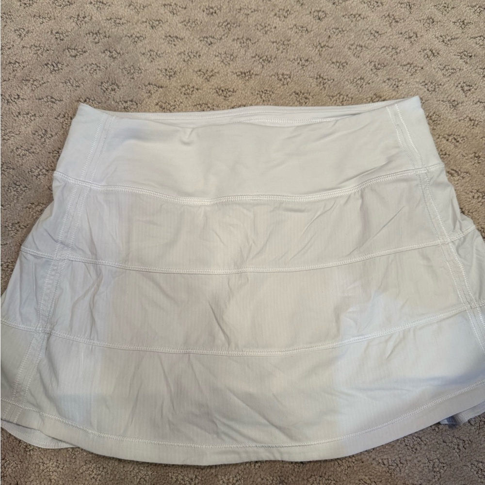 White Lululemon Pace Rival Skirt Size 2
